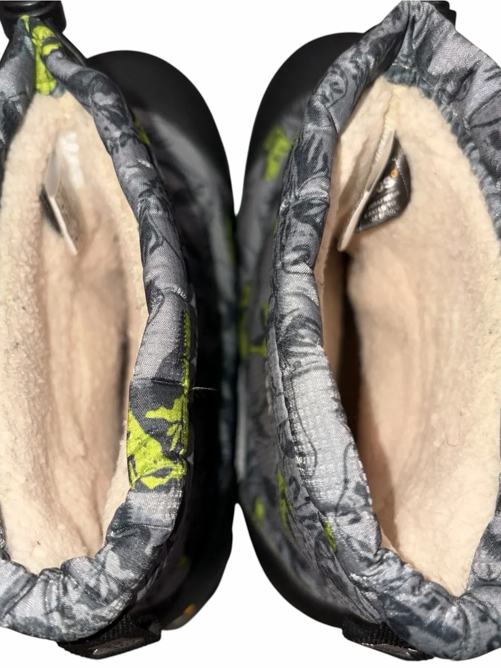 Bogs Kids B Moc Dinosaur Insulated Waterproof Snow Boots size 13